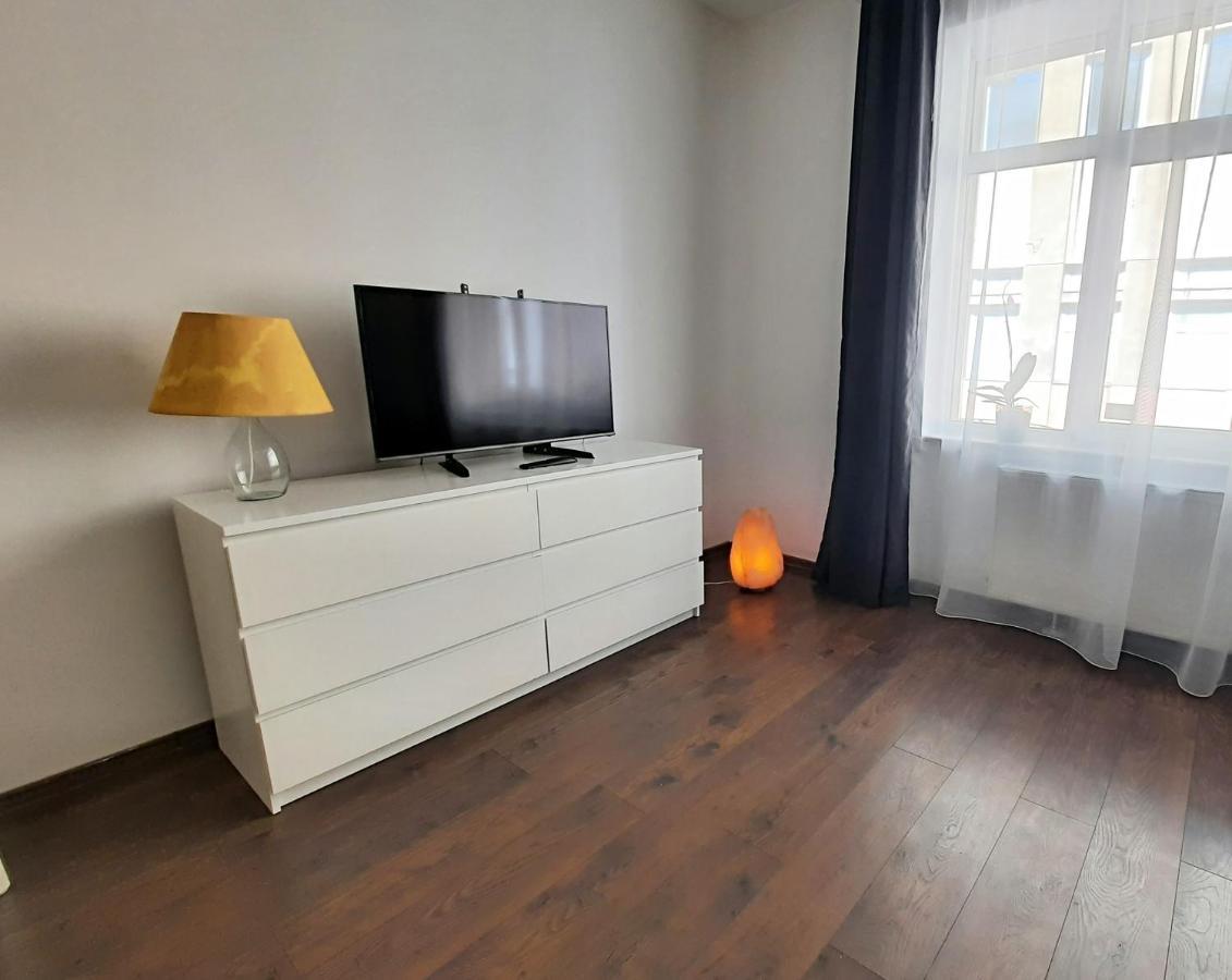 Pif Apartments Sadoveanu Braşov Eksteriør billede