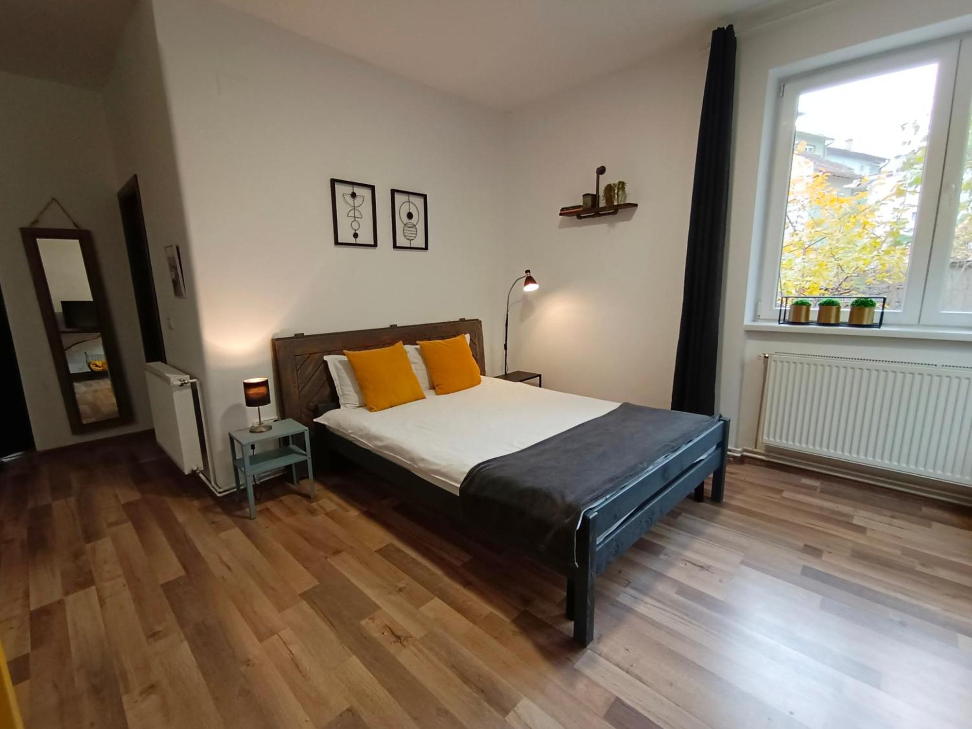 Pif Apartments Sadoveanu Braşov Eksteriør billede
